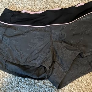 Lululemon speed up short 2.5"